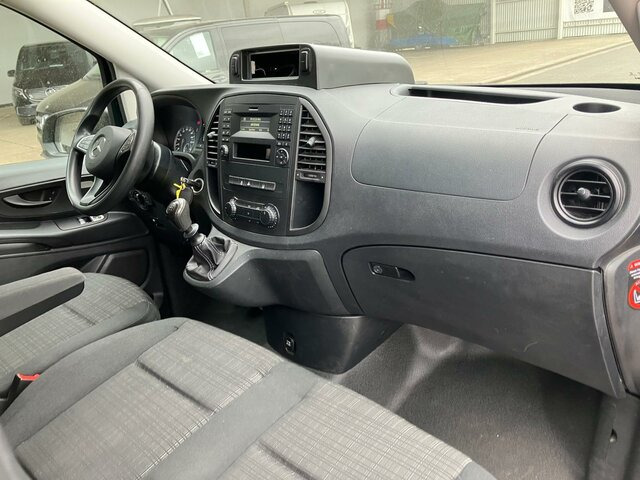 MERCEDES-BENZ Vito114 Mixto Extralang,Klima,Tempomat,Standhzg... - Kleine bestelwagen: afbeelding 4 MERCEDES-BENZ Vito114 Mixto Extralang,Klima,Tempomat,Standhzg... - Kleine bestelwagen: afbeelding 4