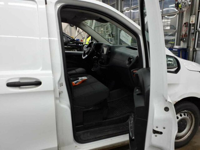 Kleine bestelwagen MERCEDES-BENZ Vito116CDI KA Extralang,Klima,Kamera,Tempomat...: afbeelding 19 Kleine bestelwagen MERCEDES-BENZ Vito116CDI KA Extralang,Klima,Kamera,Tempomat...: afbeelding 19