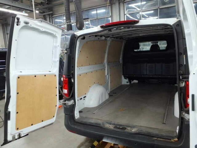 Kleine bestelwagen MERCEDES-BENZ Vito116CDI KA Extralang,Klima,Kamera,Tempomat...: afbeelding 17 Kleine bestelwagen MERCEDES-BENZ Vito116CDI KA Extralang,Klima,Kamera,Tempomat...: afbeelding 17