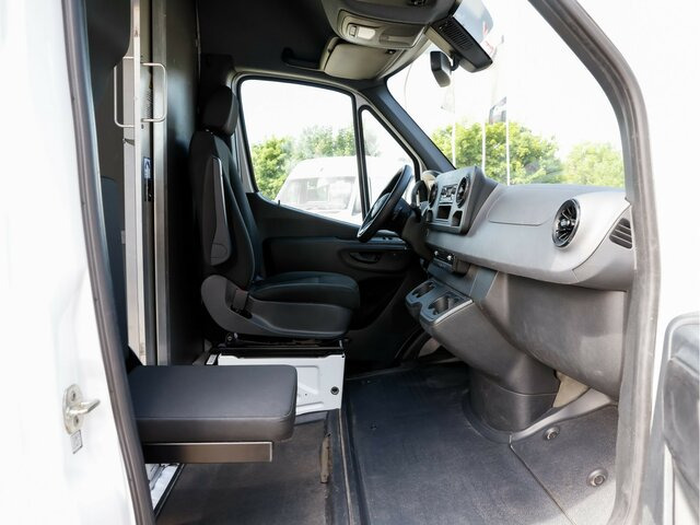 MERCEDES-BENZ eSprinter 312 Kasten FWD,3.924mm Radstand - Gesloten bestelwagen, Elektrische bedrijfswagen: afbeelding 3 MERCEDES-BENZ eSprinter 312 Kasten FWD,3.924mm Radstand - Gesloten bestelwagen, Elektrische bedrijfswagen: afbeelding 3