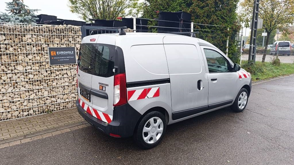 Dacia Dokker Transporter, Kastenwagen, Werkstattschränke  - Kleine bestelwagen: afbeelding 3 Dacia Dokker Transporter, Kastenwagen, Werkstattschränke  - Kleine bestelwagen: afbeelding 3