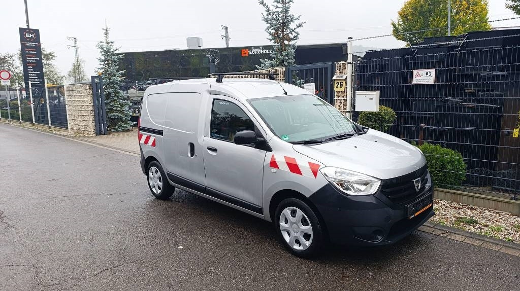 Dacia Dokker Transporter, Kastenwagen, Werkstattschränke  - Kleine bestelwagen: afbeelding 1 Dacia Dokker Transporter, Kastenwagen, Werkstattschränke  - Kleine bestelwagen: afbeelding 1