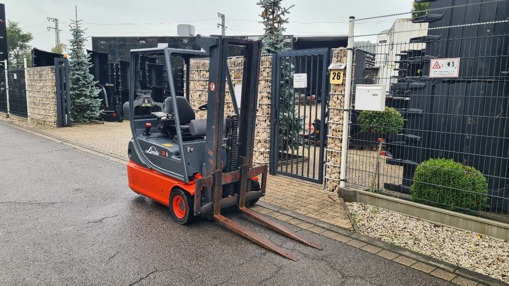 Linde E 14-02, Tripplex bis 4,5 m, Hubkraft 1.400 kg - Elektrische heftruck: afbeelding 5 Linde E 14-02, Tripplex bis 4,5 m, Hubkraft 1.400 kg - Elektrische heftruck: afbeelding 5