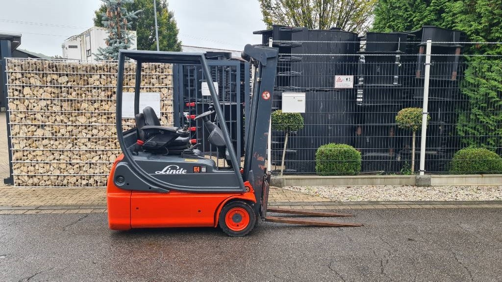Linde E 14-02, Tripplex bis 4,5 m, Hubkraft 1.400 kg - Elektrische heftruck: afbeelding 3 Linde E 14-02, Tripplex bis 4,5 m, Hubkraft 1.400 kg - Elektrische heftruck: afbeelding 3