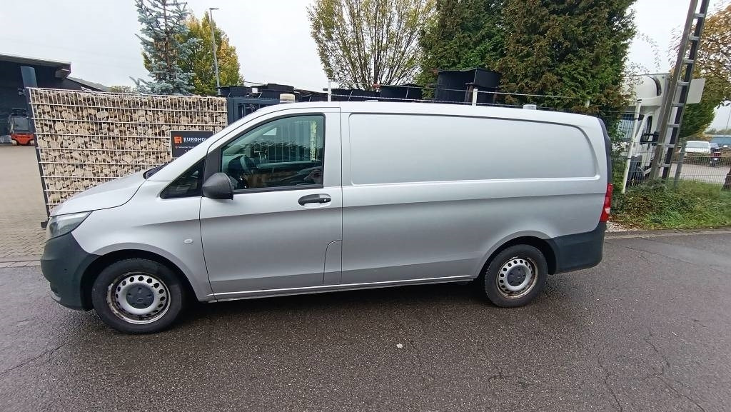 Mercedes-Benz Vito 114 CDI Kasten Werkstattschränke Standheizung  - Bestelwagen gesloten laadbak: afbeelding 2 Mercedes-Benz Vito 114 CDI Kasten Werkstattschränke Standheizung  - Bestelwagen gesloten laadbak: afbeelding 2