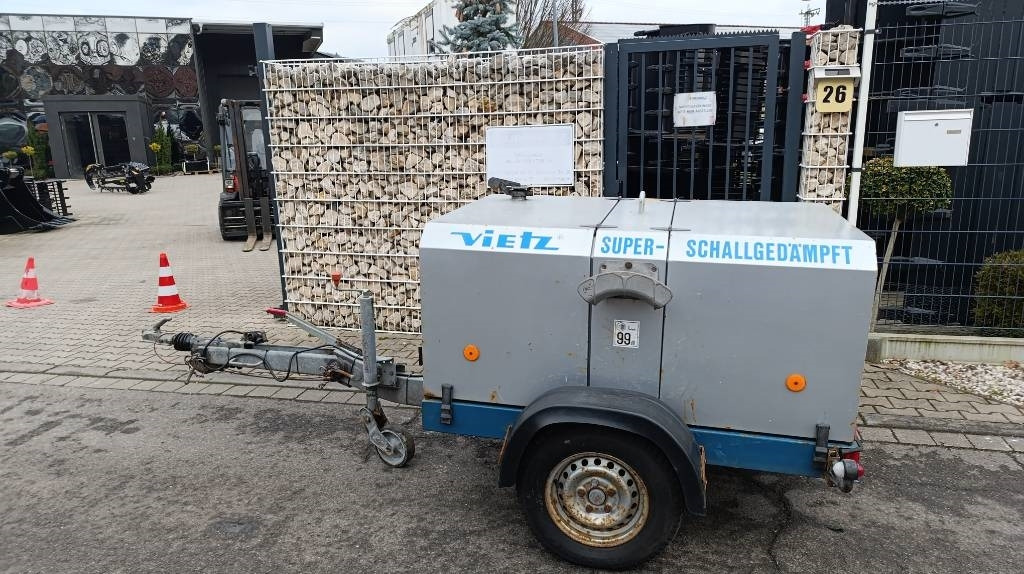 Vietz Baukompressor Arcobil 1, Stromaggregat Deutz-Motor - Luchtcompressor: afbeelding 2 Vietz Baukompressor Arcobil 1, Stromaggregat Deutz-Motor - Luchtcompressor: afbeelding 2