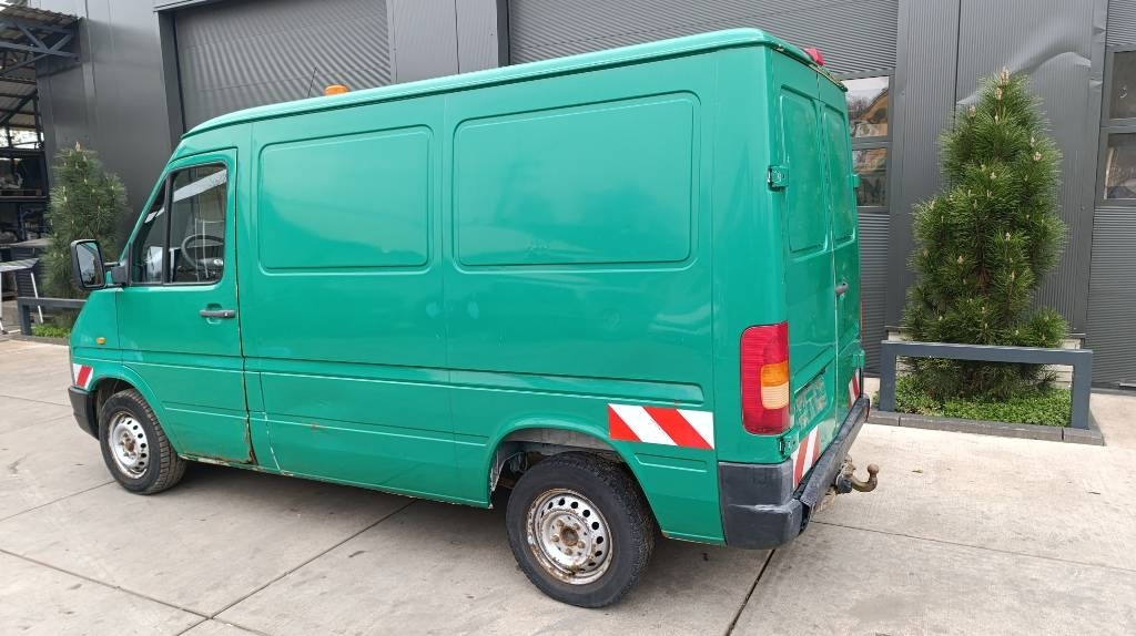 Volkswagen LT 28 Kastenwagen Werkstattsschränke Motorschaden - Bestelwagen gesloten laadbak: afbeelding 5 Volkswagen LT 28 Kastenwagen Werkstattsschränke Motorschaden - Bestelwagen gesloten laadbak: afbeelding 5