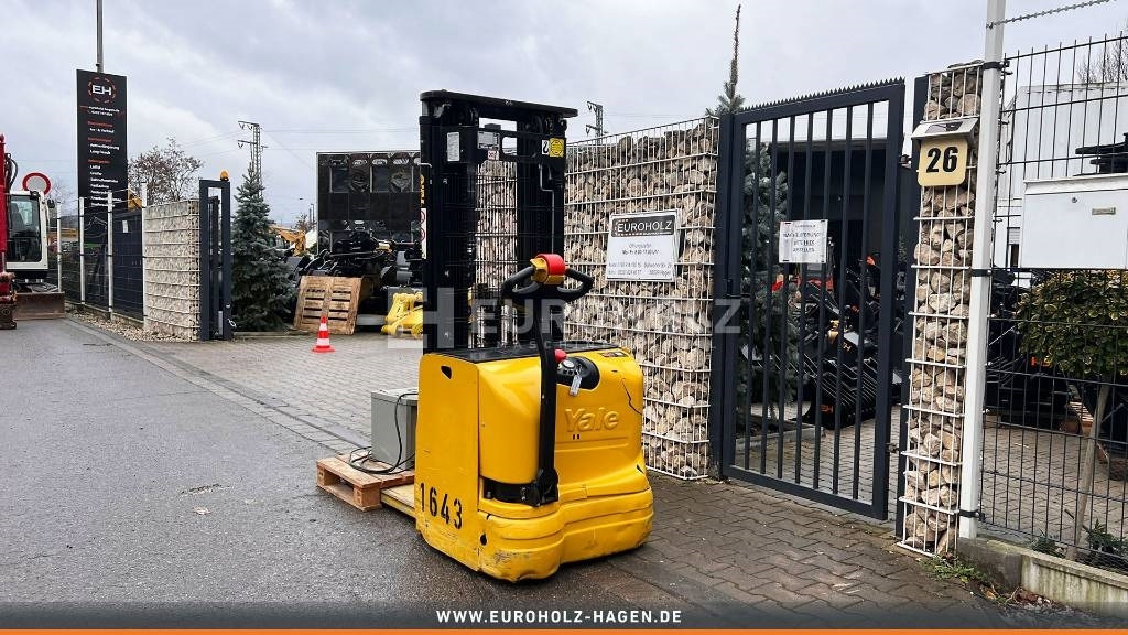 Yale Gabelstapler MS16 4328, elektro, Triplex, 4300 mm - Elektrische heftruck: afbeelding 4 Yale Gabelstapler MS16 4328, elektro, Triplex, 4300 mm - Elektrische heftruck: afbeelding 4