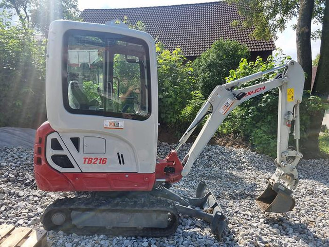Takeuchi TB216 Minibagger - Minigraafmachine: afbeelding 2 Takeuchi TB216 Minibagger - Minigraafmachine: afbeelding 2