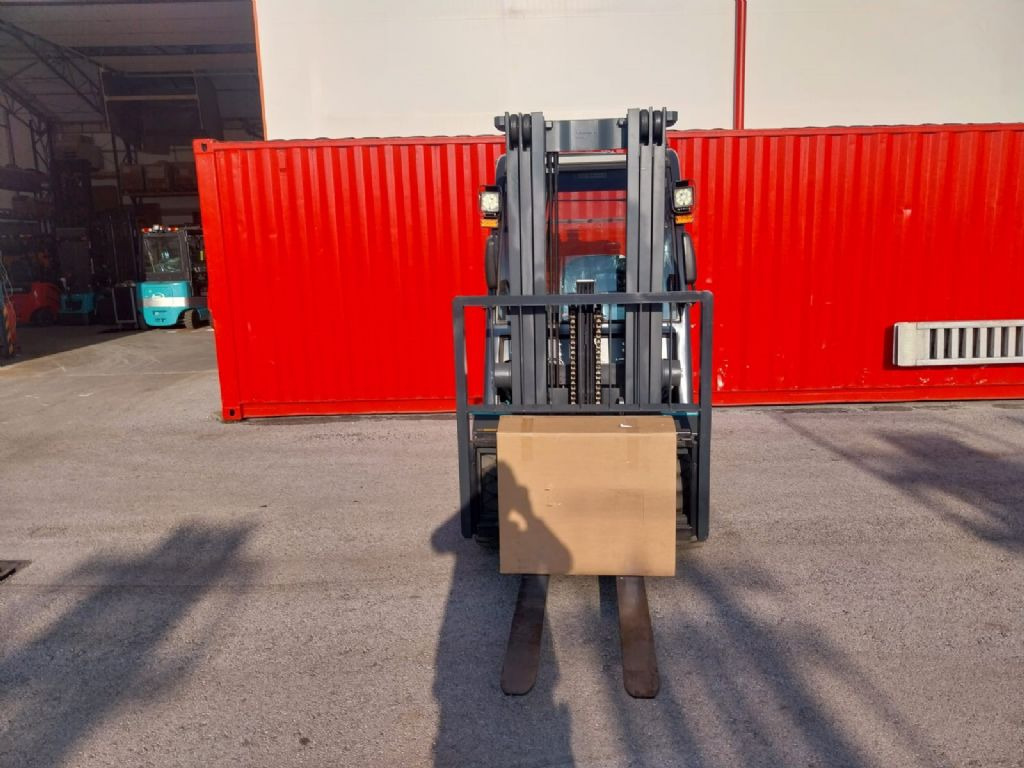 Baoli KBE35 - Elektrische heftruck: afbeelding 5 Baoli KBE35 - Elektrische heftruck: afbeelding 5