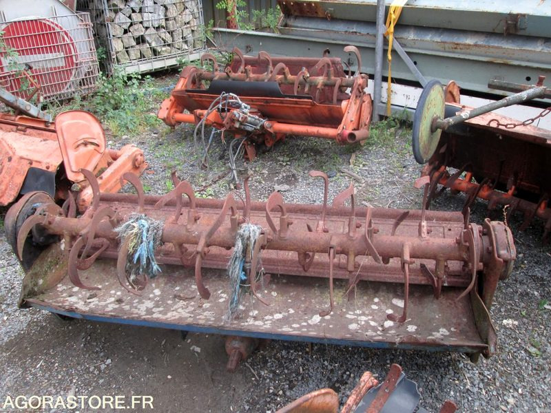 1 ROTOVATORS ou FRAISE ROTATIVES occasions SM100 - Bouwmaterieel: afbeelding 5 1 ROTOVATORS ou FRAISE ROTATIVES occasions SM100 - Bouwmaterieel: afbeelding 5