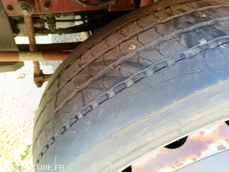 2429-XW-17 Iveco ML 120E - Gesloten bestelwagen: afbeelding 5 2429-XW-17 Iveco ML 120E - Gesloten bestelwagen: afbeelding 5