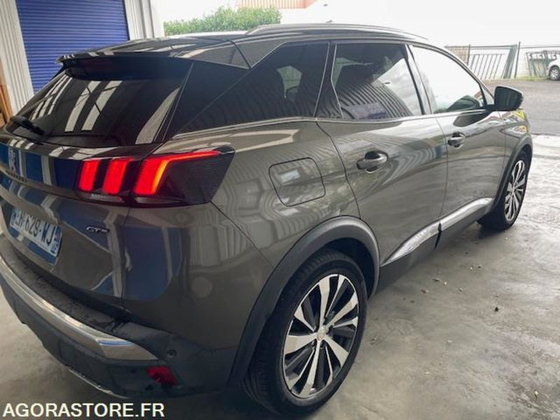 3008 GT 2.0 HDI 180cv EAT6 -12/2016 - 130600 KM - SUV: afbeelding 3 3008 GT 2.0 HDI 180cv EAT6 -12/2016 - 130600 KM - SUV: afbeelding 3