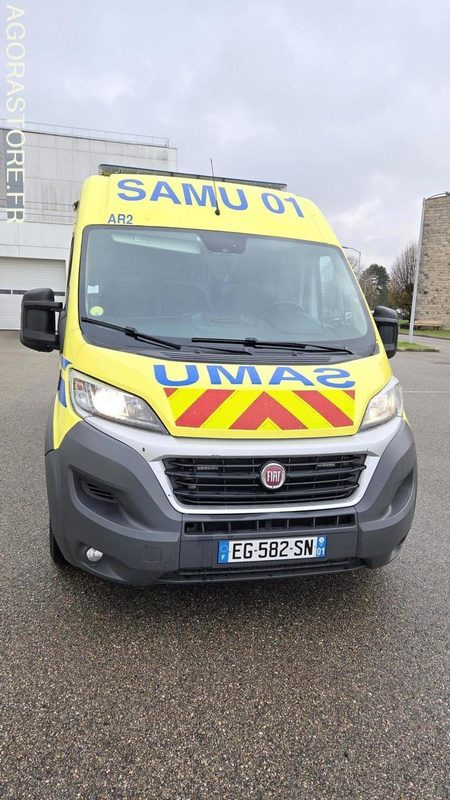 AMBULANCE DE TYPE C - FIAT DUCATO L3-H2 177cv ANNEE 2016 - 259 200km - Ambulance: afbeelding 2 AMBULANCE DE TYPE C - FIAT DUCATO L3-H2 177cv ANNEE 2016 - 259 200km - Ambulance: afbeelding 2