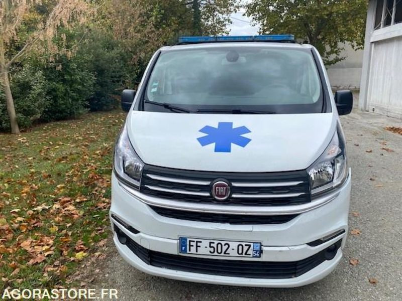 AMBULANCE FIAT TALENTO L1H1 120 CV - 2019 - 121 000km - Ambulance: afbeelding 1 AMBULANCE FIAT TALENTO L1H1 120 CV - 2019 - 121 000km - Ambulance: afbeelding 1