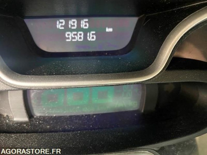 AMBULANCE FIAT TALENTO L1H1 120 CV - 2019 - 121 000km - Ambulance: afbeelding 5 AMBULANCE FIAT TALENTO L1H1 120 CV - 2019 - 121 000km - Ambulance: afbeelding 5