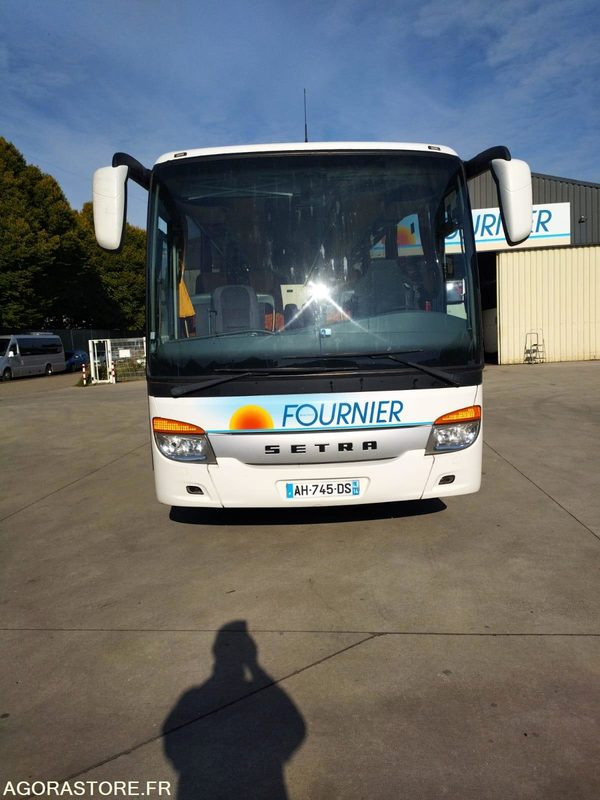 AUTOCAR SETRA 415 GT / 49 PLACES / BVM / 1ERE MAIN - Touringcar: afbeelding 1 AUTOCAR SETRA 415 GT / 49 PLACES / BVM / 1ERE MAIN - Touringcar: afbeelding 1