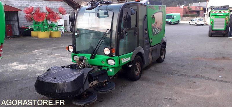 BROSSEUSE ASPIRATIRICE AQUAZURA MC200 - Andere machine: afbeelding 1 BROSSEUSE ASPIRATIRICE AQUAZURA MC200 - Andere machine: afbeelding 1