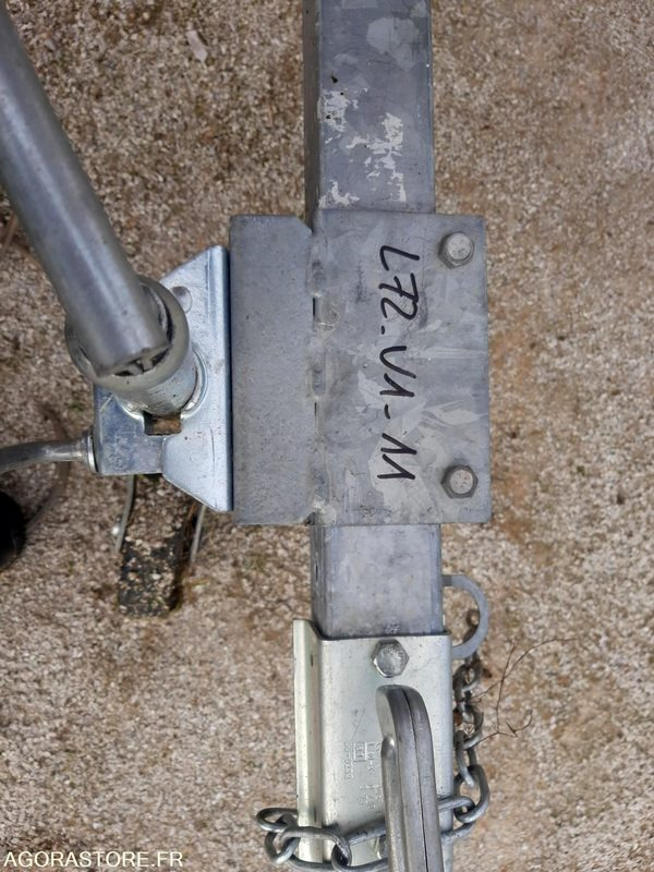 L72-01-11 Barque New Matic 360 JEANNEAU sur remorque RSA Satellite - Andere machine: afbeelding 2 L72-01-11 Barque New Matic 360 JEANNEAU sur remorque RSA Satellite - Andere machine: afbeelding 2