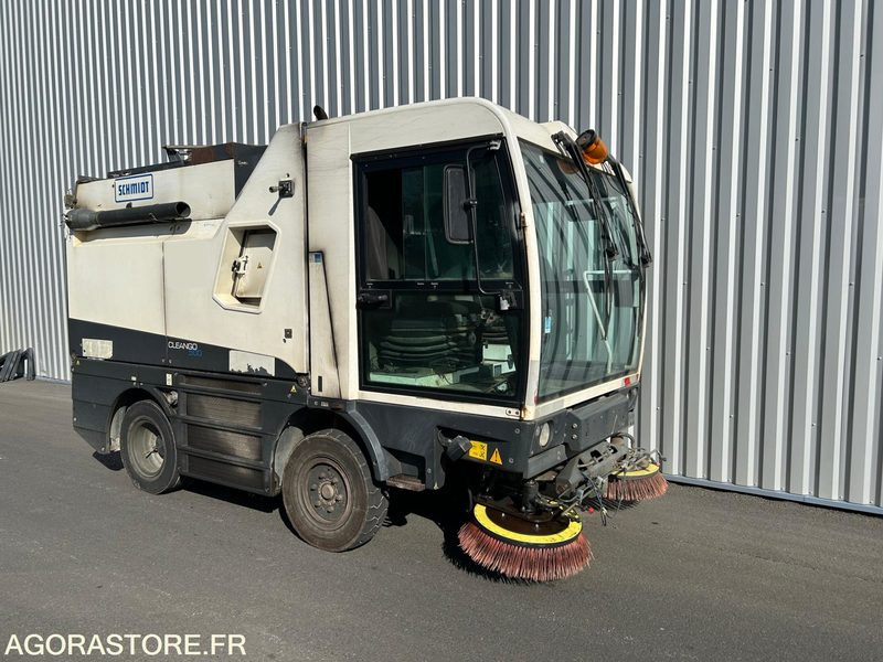 BALAYEUSE DE VOIRIE - SCHMIDT CLEANGO 500 - 2011 - 10 000 HEURES - Veegwagen: afbeelding 2 BALAYEUSE DE VOIRIE - SCHMIDT CLEANGO 500 - 2011 - 10 000 HEURES - Veegwagen: afbeelding 2