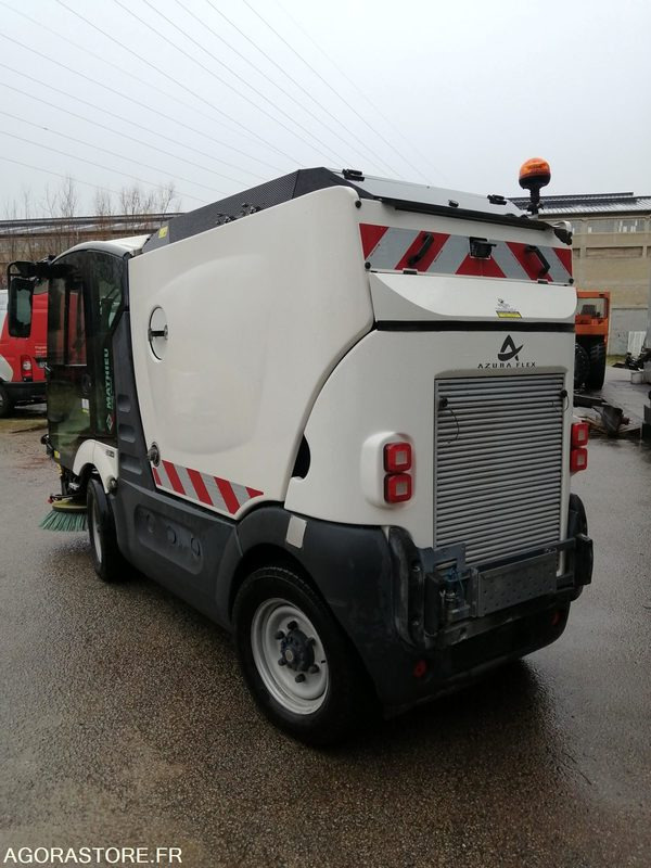 BALAYEUSE - MATHIEU - AZURA FLEX - 2020 / 4222 HEURES - Veegwagen: afbeelding 4 BALAYEUSE - MATHIEU - AZURA FLEX - 2020 / 4222 HEURES - Veegwagen: afbeelding 4