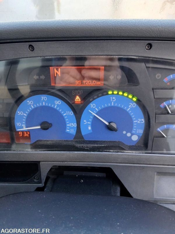 BALAYEUSE RENAULT MIDLUM 220 DCI - Veegwagen: afbeelding 3 BALAYEUSE RENAULT MIDLUM 220 DCI - Veegwagen: afbeelding 3