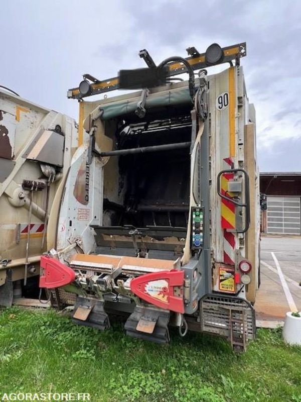 BENNE A ORDURES MENAGERES RENAULT - Vuilniswagen: afbeelding 4 BENNE A ORDURES MENAGERES RENAULT - Vuilniswagen: afbeelding 4