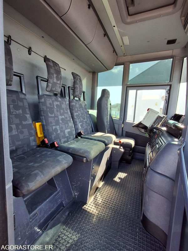 BOM Mercedes Econic 2013 240330 kms - Vuilniswagen: afbeelding 2 BOM Mercedes Econic 2013 240330 kms - Vuilniswagen: afbeelding 2