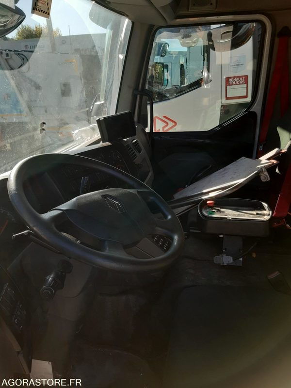BOM RENAULT 19T - FARID 14M3 - R30958 - 257075 KMS - Vuilniswagen: afbeelding 5 BOM RENAULT 19T - FARID 14M3 - R30958 - 257075 KMS - Vuilniswagen: afbeelding 5