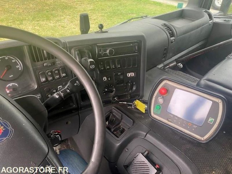 BOM SCANIA P 380 - 2015 - 164 000km - Vuilniswagen: afbeelding 5 BOM SCANIA P 380 - 2015 - 164 000km - Vuilniswagen: afbeelding 5