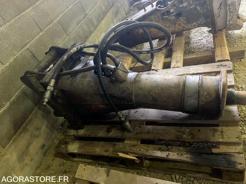 BRH MONTABERT SC36 QA20 ARDEN BON ETAT - Bouwmaterieel: afbeelding 2 BRH MONTABERT SC36 QA20 ARDEN BON ETAT - Bouwmaterieel: afbeelding 2