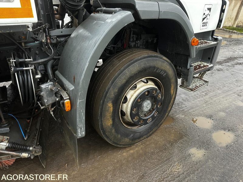 Balayeuse aspiratrice de voirie BROCK SL 280 JUMBO - 2006 - 310 527 KMS - Veegwagen: afbeelding 5 Balayeuse aspiratrice de voirie BROCK SL 280 JUMBO - 2006 - 310 527 KMS - Veegwagen: afbeelding 5