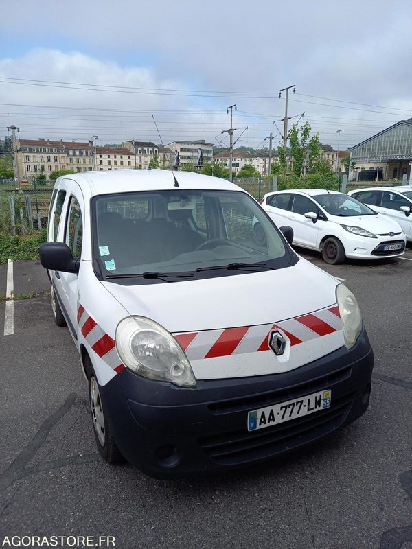 RENAULT KANGOO 5 PLACES - Bedrijfswagen: afbeelding 1 RENAULT KANGOO 5 PLACES - Bedrijfswagen: afbeelding 1