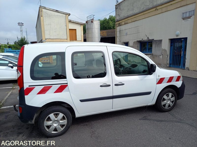 RENAULT KANGOO 5 PLACES - Bedrijfswagen: afbeelding 5 RENAULT KANGOO 5 PLACES - Bedrijfswagen: afbeelding 5
