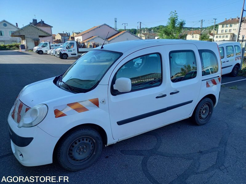 RENAULT KANGOO 5 PLACES - Bedrijfswagen: afbeelding 1 RENAULT KANGOO 5 PLACES - Bedrijfswagen: afbeelding 1