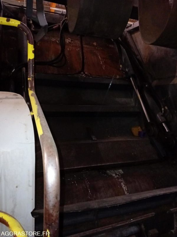 Benne ordure ménagère - RENAULT - 471399 km - 2005 - Vuilniswagen: afbeelding 3 Benne ordure ménagère - RENAULT - 471399 km - 2005 - Vuilniswagen: afbeelding 3
