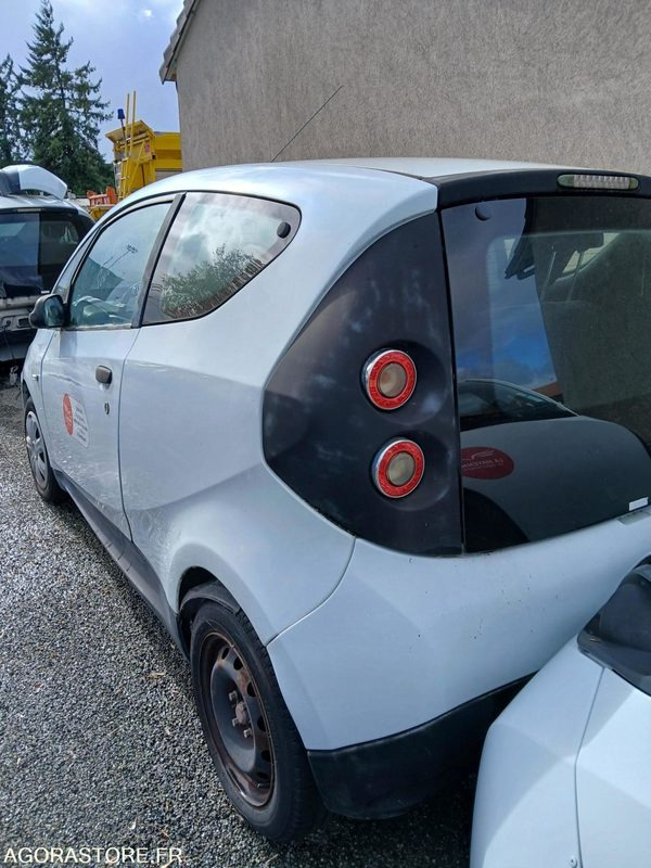 Bollore Bluecar - 74540 -2014- DC510PJ - Personenwagen: afbeelding 5 Bollore Bluecar - 74540 -2014- DC510PJ - Personenwagen: afbeelding 5