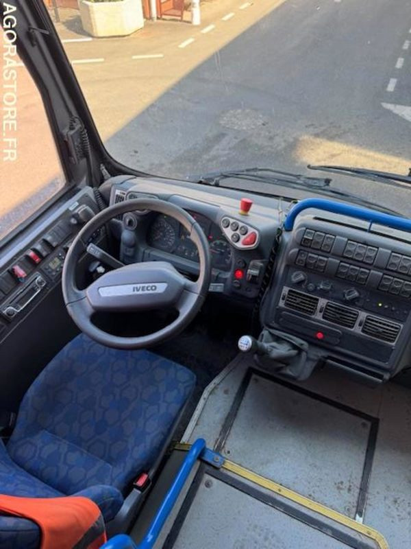 AUTO CAR 36 PLACES - IVECO PROWAY 100E22 126551kms 2008 - Bus: afbeelding 4 AUTO CAR 36 PLACES - IVECO PROWAY 100E22 126551kms 2008 - Bus: afbeelding 4