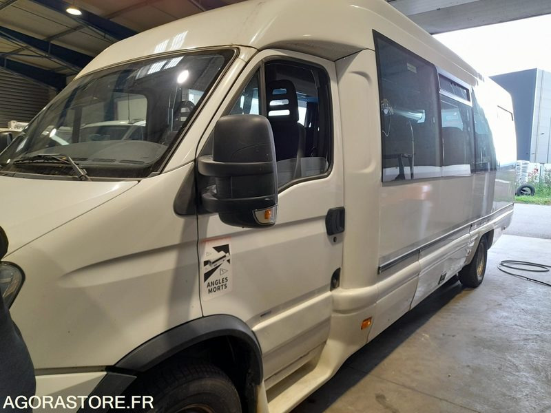 CAR IVECO de 2009 POUR PIECES - Bus: afbeelding 4 CAR IVECO de 2009 POUR PIECES - Bus: afbeelding 4