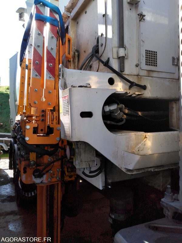 CAMION - BOM - RENAULT - C380 - 178 659KM - Vuilniswagen: afbeelding 4 CAMION - BOM - RENAULT - C380 - 178 659KM - Vuilniswagen: afbeelding 4