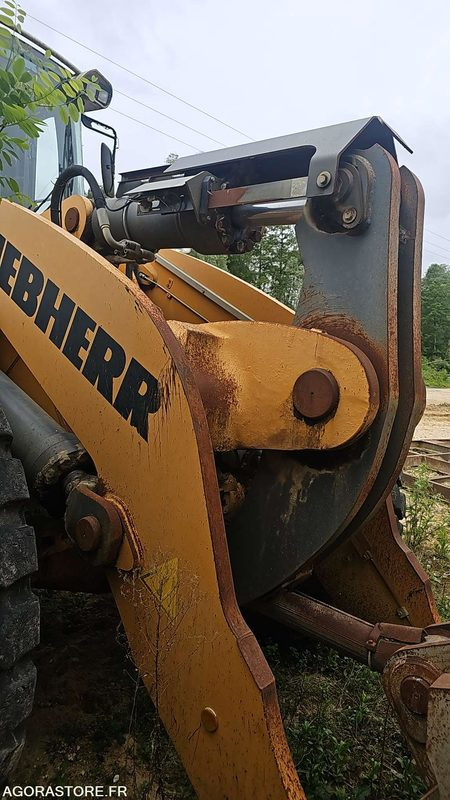 Lader CHARGEUR SUR PNEUS LIEBHERR L586 - VATZ0461AZB032490 - 2013 / 13 580 HEURES: afbeelding 16