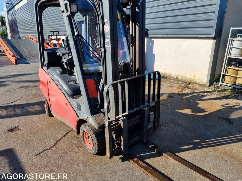 CHARIOT ELEVATEUR FENWICK H16T-01 GAZ DE 2013 - 5600 H (R3S177) - LPG heftruck: afbeelding 1 CHARIOT ELEVATEUR FENWICK H16T-01 GAZ DE 2013 - 5600 H (R3S177) - LPG heftruck: afbeelding 1