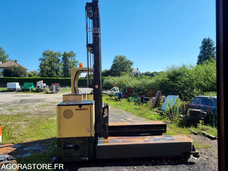 CHARIOT MULTIDIRECTIONNEL HUBTEX MQ-40 21-25 EL - 2011 - Elektrische heftruck: afbeelding 3 CHARIOT MULTIDIRECTIONNEL HUBTEX MQ-40 21-25 EL - 2011 - Elektrische heftruck: afbeelding 3