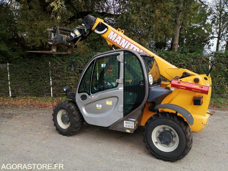 CHARIOT TELESCOPIQUE FIXE - MANITOU - 2.5 T - 2014 / 3910 HEURES - Verreiker: afbeelding 1 CHARIOT TELESCOPIQUE FIXE - MANITOU - 2.5 T - 2014 / 3910 HEURES - Verreiker: afbeelding 1