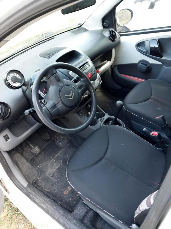 CITROEN C1 - 2011 - 42667KM - Personenwagen: afbeelding 2 CITROEN C1 - 2011 - 42667KM - Personenwagen: afbeelding 2