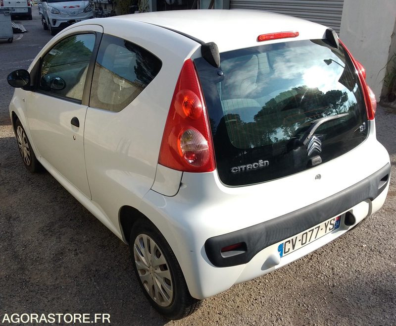 CITROEN C1 69693 kms 2013 - Personenwagen: afbeelding 4 CITROEN C1 69693 kms 2013 - Personenwagen: afbeelding 4