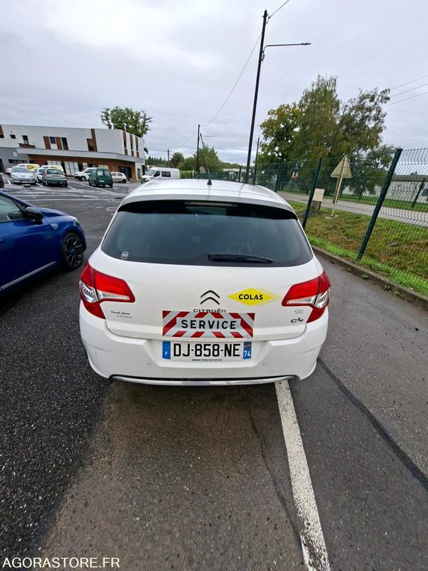 CITROEN C4 Entreprise VU 5p Berline HD- 2014 - 216471 KM - P0403314 - Personenwagen: afbeelding 3 CITROEN C4 Entreprise VU 5p Berline HD- 2014 - 216471 KM - P0403314 - Personenwagen: afbeelding 3