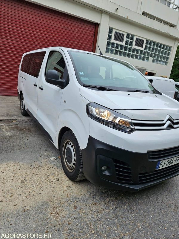 CITROEN JUMPY SPACE TOURER  9 places 240051 kms ANNÉE 2019 - Minibus, Personenvervoer: afbeelding 1 CITROEN JUMPY SPACE TOURER  9 places 240051 kms ANNÉE 2019 - Minibus, Personenvervoer: afbeelding 1