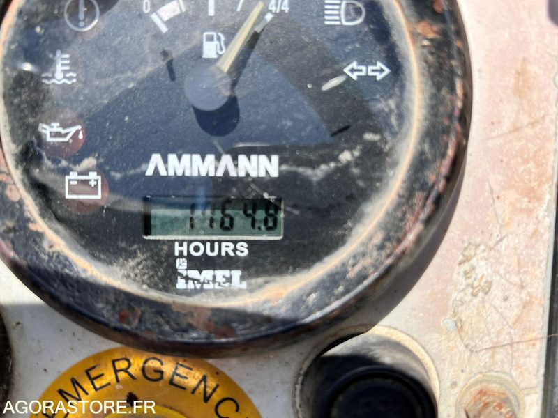 Leasing  COMPACTEUR AMMANN AV26-2 ROULEAU TANDEM VIBRANT ARTICULÉ - ANNÉE 2008 - 1765 H COMPACTEUR AMMANN AV26-2 ROULEAU TANDEM VIBRANT ARTICULÉ - ANNÉE 2008 - 1765 H: afbeelding 9