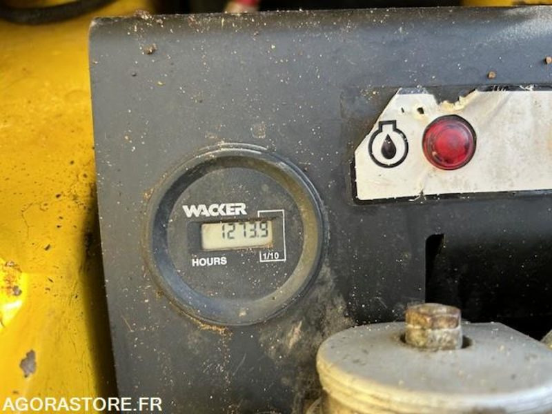 COMPACTEUR DE TRANCHEE WACKER RT - 1274 HEURES - Wals: afbeelding 2 COMPACTEUR DE TRANCHEE WACKER RT - 1274 HEURES - Wals: afbeelding 2